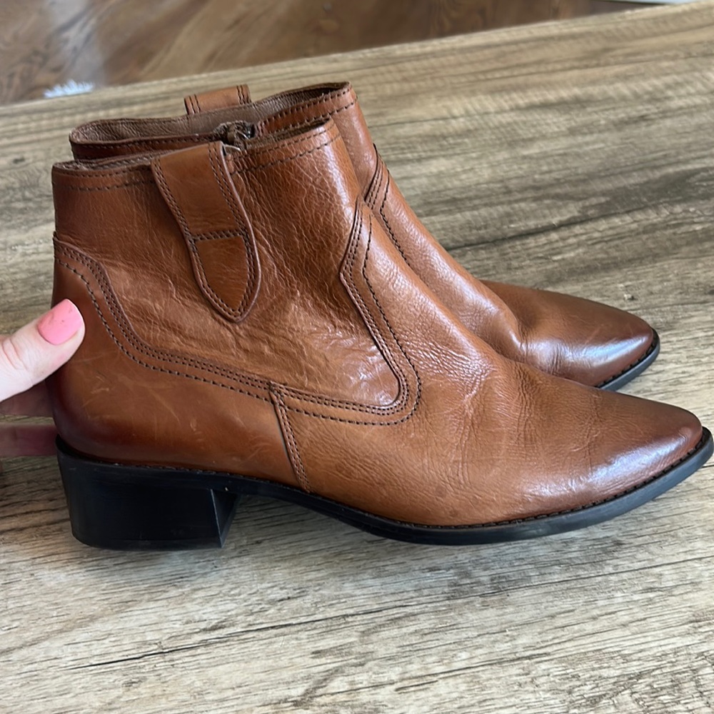New Paul Green Niche Pointed toe Booties